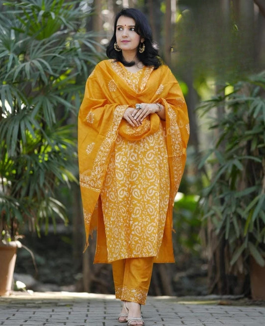 Women Cotton Yellow Kurta Pant with Dupatta Set