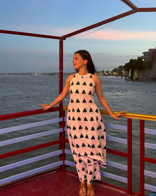 Women Cotton Fashionbale Printed Kurta Pant Set