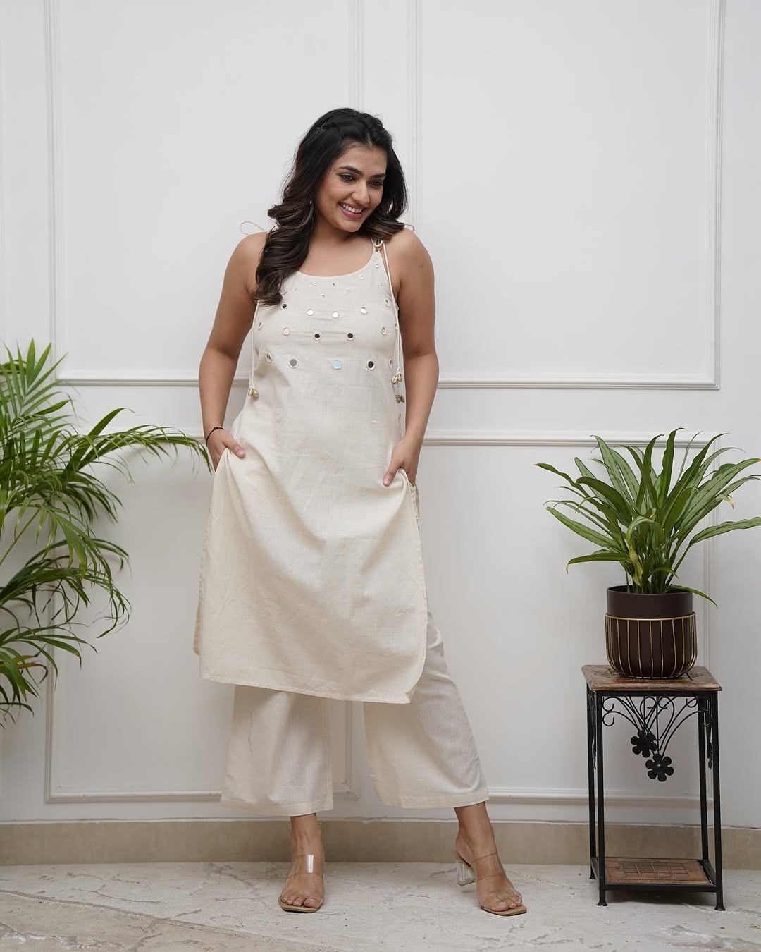 Women Sleeveless cotton kurta pant sets
