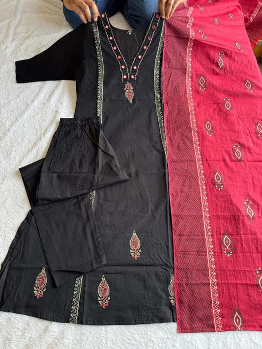 Designer Black A-Line Kurti Pant Set with Red Dupatta – Embroidered Festive Wear