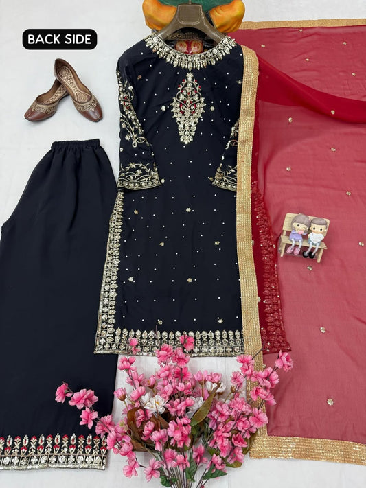 Embroidered Kurta Pant Set with Floral Dupatta | Designer Party Wear & Festive Ethnic Suit for Women