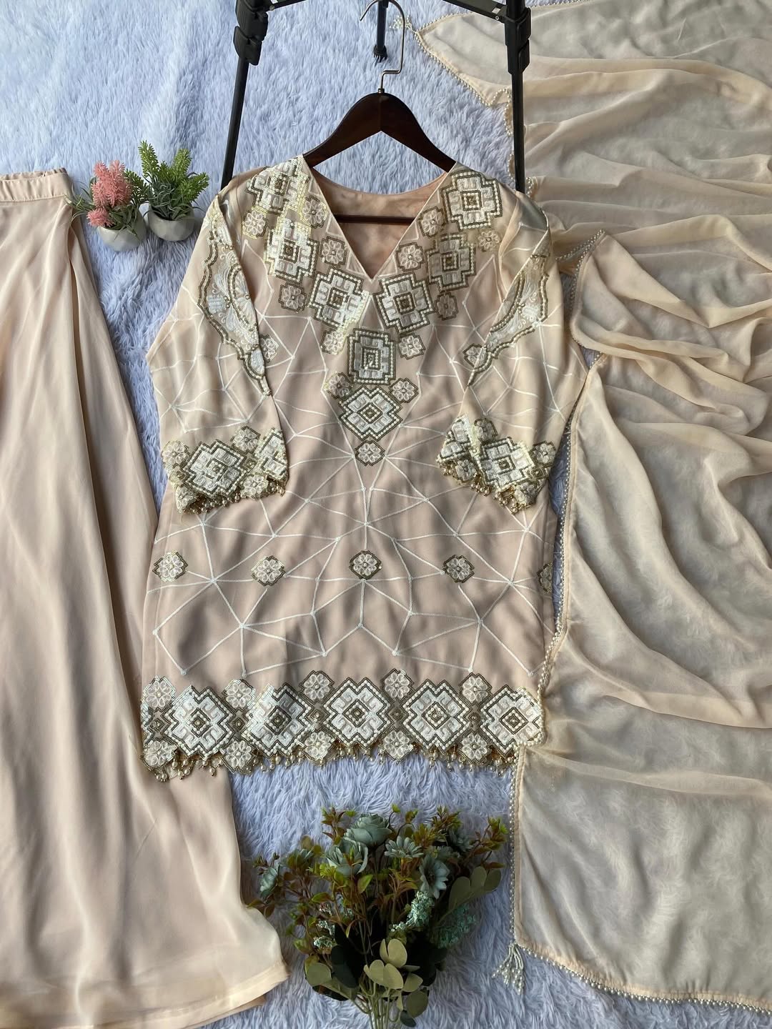 ✨ Eid Exclusive Designer Embroidered Kurti Pant Set with Soft Net Dupatta | Party & Wedding Wear ✨