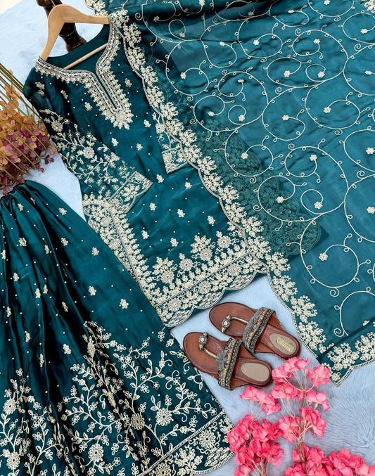 Embroidered Kurta Pant Set with Floral Dupatta | Designer Party Wear & Festive Ethnic Suit for Women