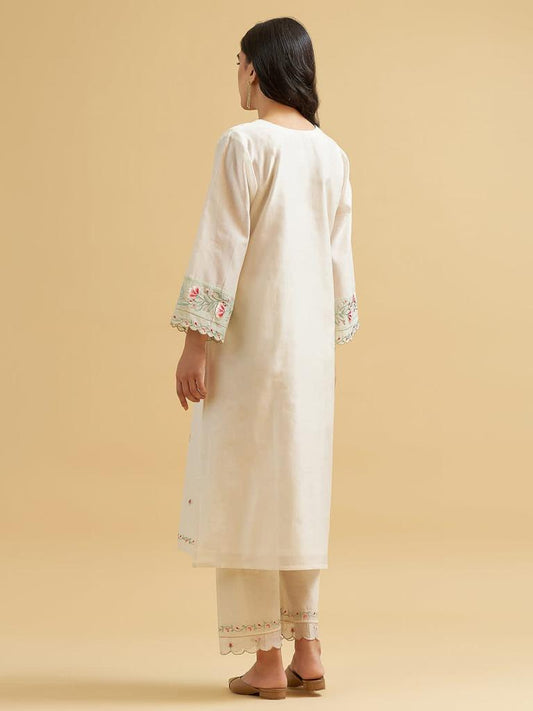 Women Floral Embroidered Regular Pure Cotton Kurta with Trousers