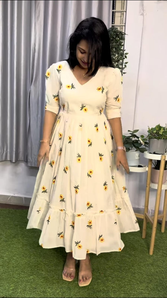 Women White Cotton Flower Embroidery Midi Dress
