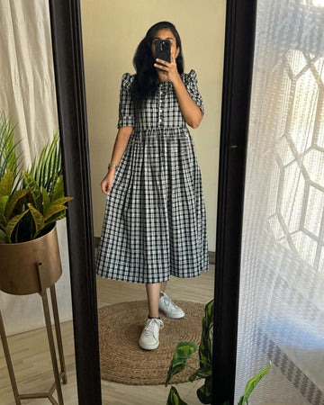 Women Checks Cotton Midi Dress