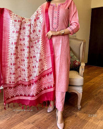 Pink Handloom Cotton Kurta Pant And Khadi Silk Floral Print Dupatta Set