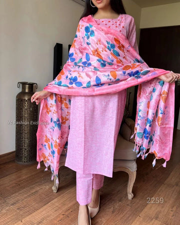 Pink Cotton Kurta Pant And Khadi Silk Floral Print Dupatta Set