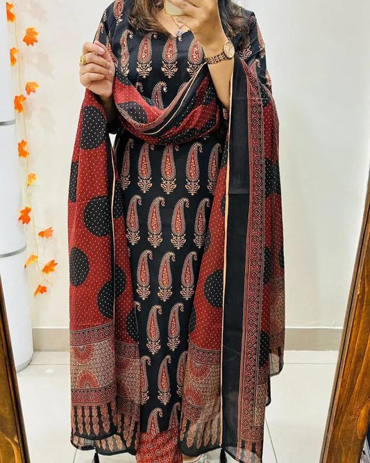 Classic Black Mughal Print Suit Set