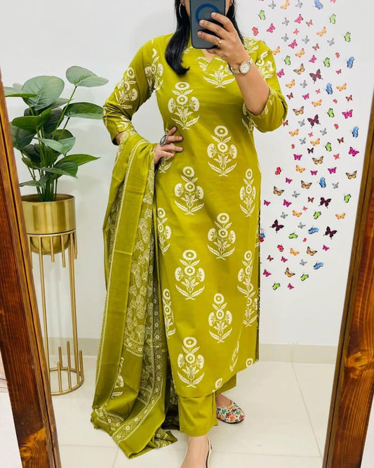 Royal Green Floral Kurta Pant and Dupatta Set